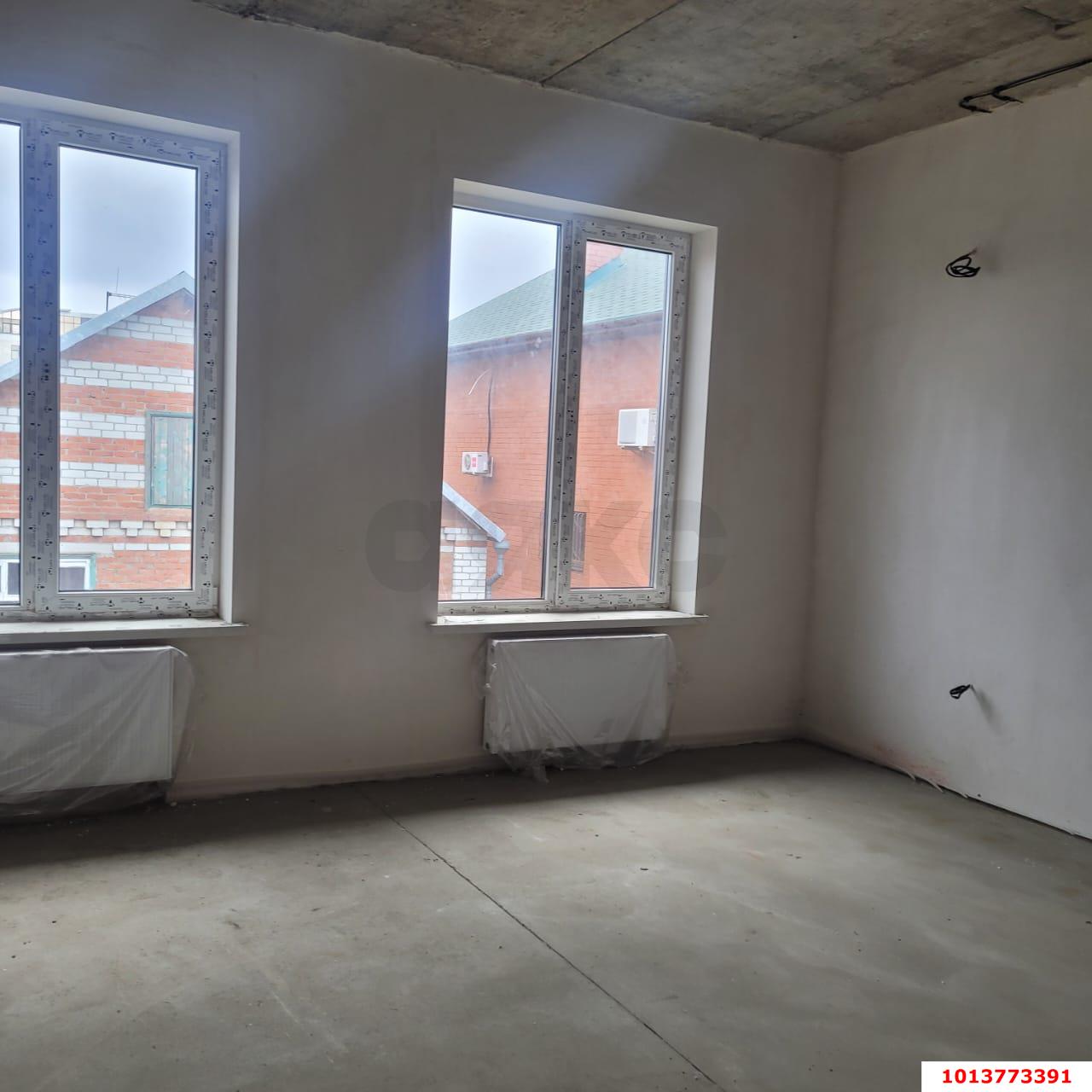 Фото №8: Дом 214 м² + 4.28 сот. - Краснодар, Западный внутригородской округ, мкр. Кожзавод, ул. Володи Головатого, 183