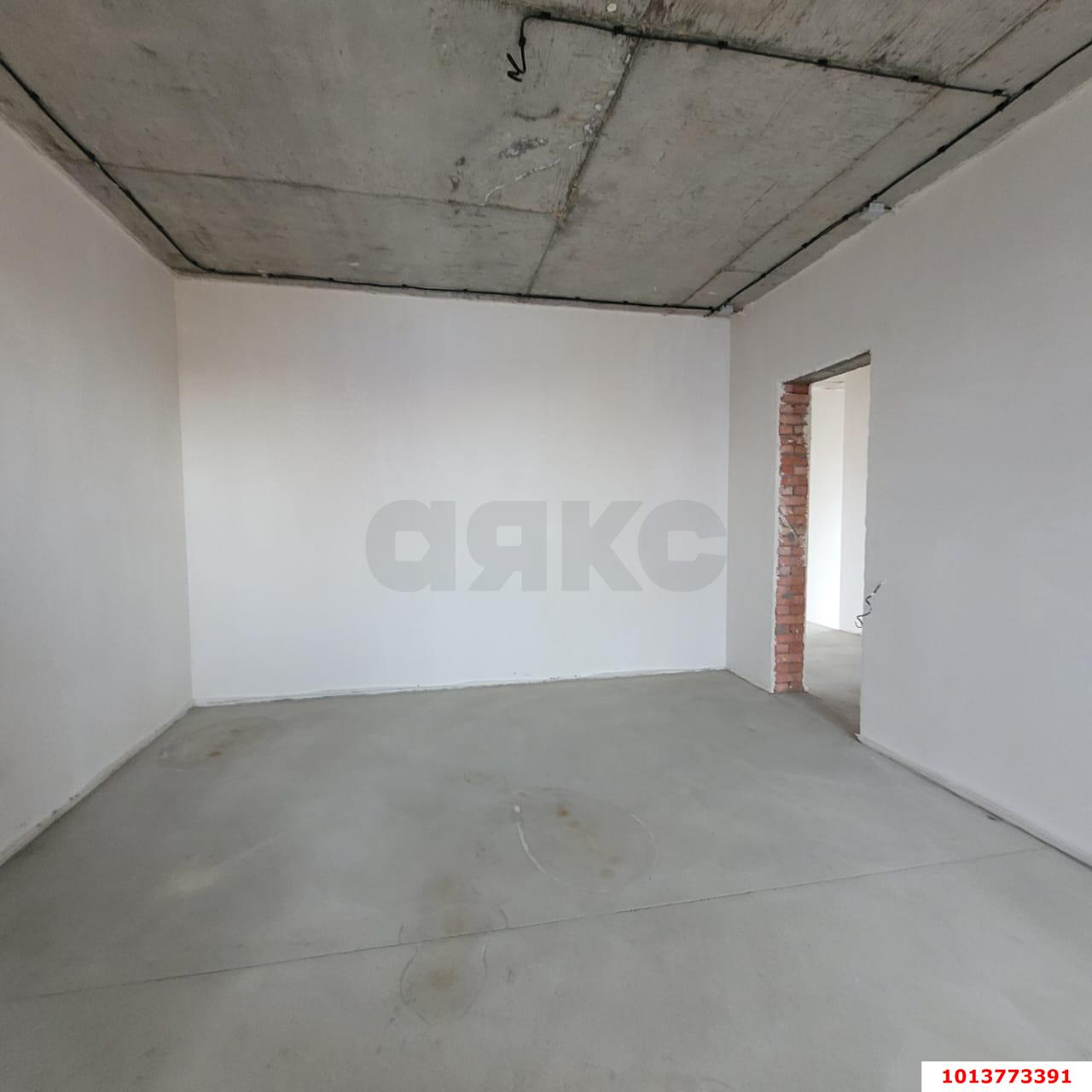 Фото №12: Дом 214 м² + 4.28 сот. - Краснодар, Западный внутригородской округ, мкр. Кожзавод, ул. Володи Головатого, 183