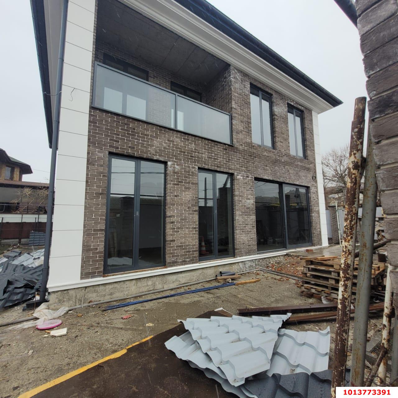 Фото №2: Дом 214 м² + 4.28 сот. - Краснодар, Западный внутригородской округ, мкр. Кожзавод, ул. Володи Головатого, 183