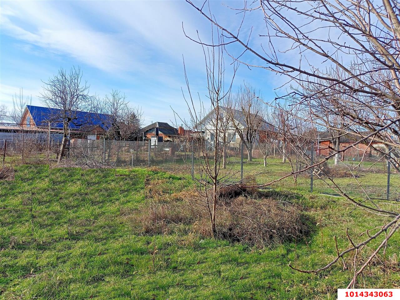 Фото №2: Земельный участок 8.28 сот. - Динская, ул. Октябрьская, 10