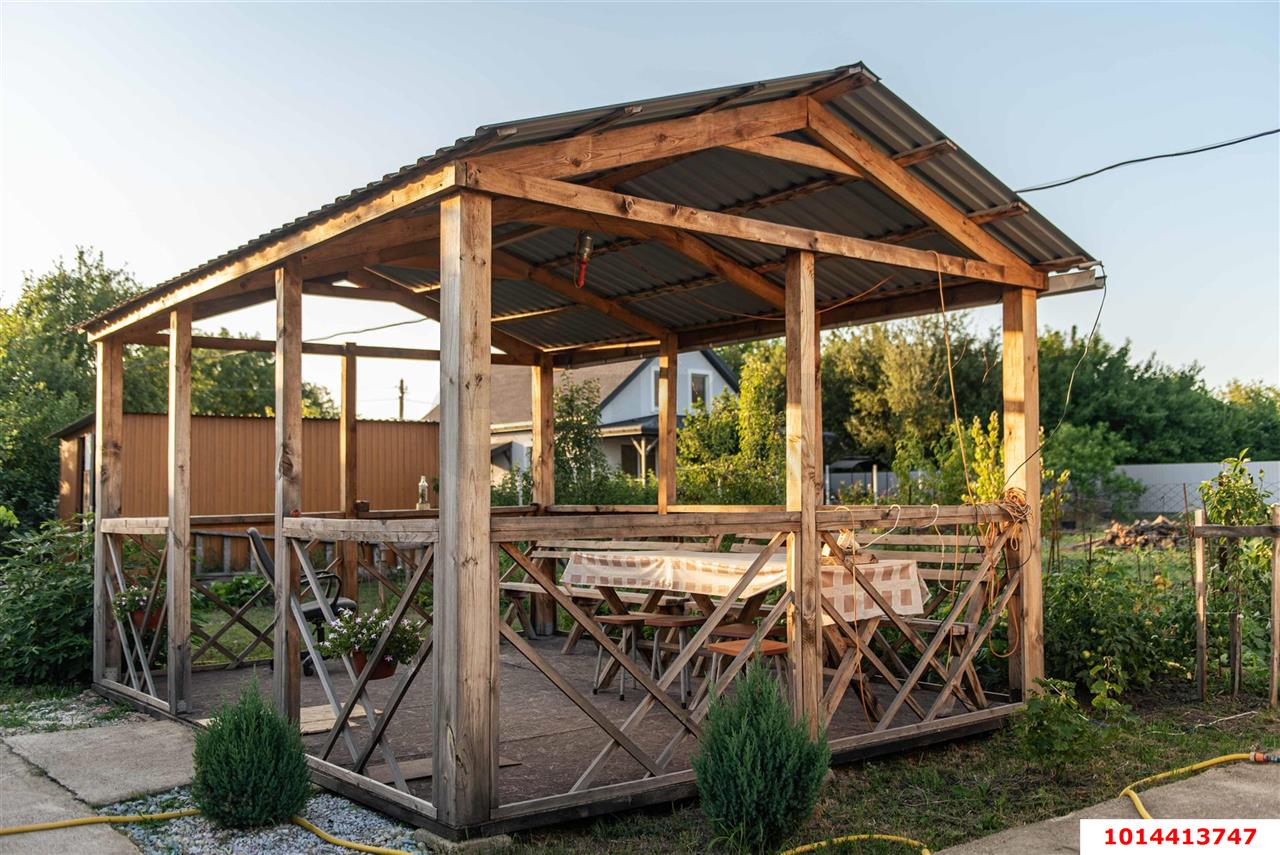 Фото №4: Личное подсобное хозяйство - Октябрьский, Прикубанский внутригородской округ, ст Луч, ул. Вишнёвая, 129