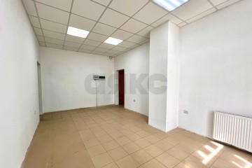 Фото №4: Торговое помещение 84 м² - Краснодар, мкр. Карасунский внутригородской округ, ул. имени Виктора Нарыкова, 10