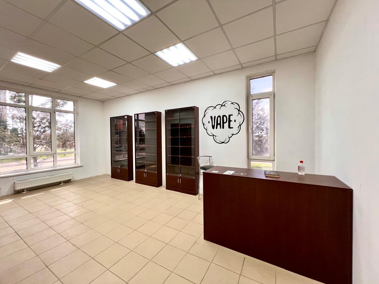 Фото №8: Коммерция 83 м² - Краснодар, Сосновый Бор, мкр. Карасунский внутригородской округ, ул. имени Виктора Нарыкова, 10