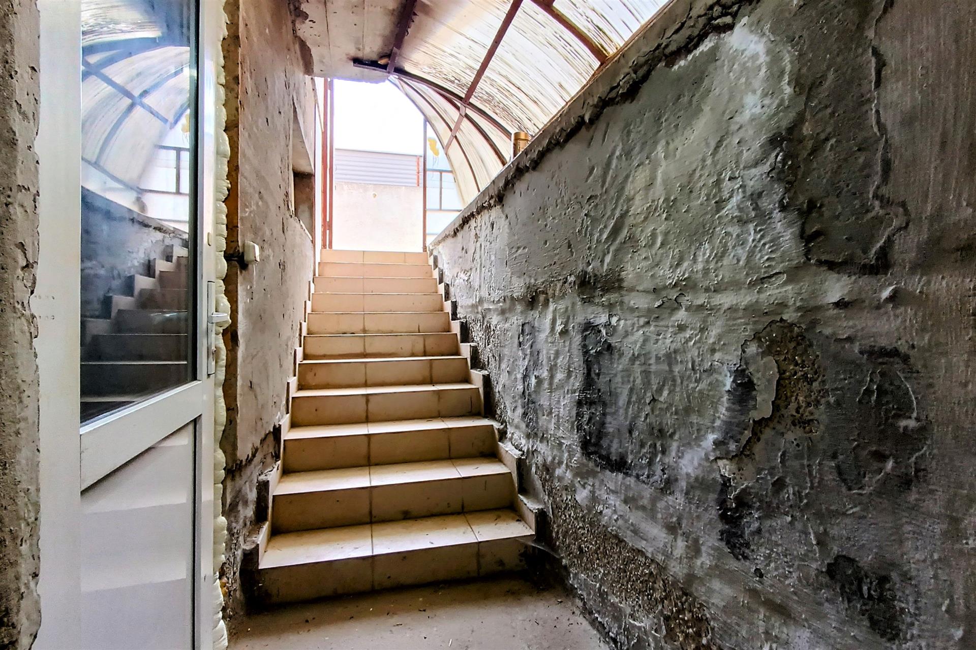 Фото №14: Коммерция 121 м² - Краснодар, Пашковский, мкр. Карасунский внутригородской округ, ул. Крупской, 219