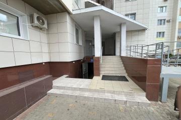 Фото №2: Коммерция 62 м² - Краснодар, мкр. Краевая Клиническая Больница, ул. Восточно-Кругликовская, 76/4