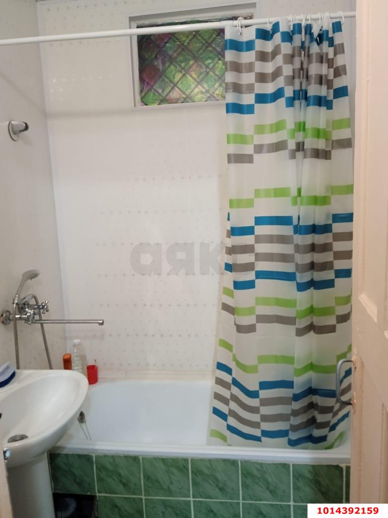 Фото №6: 1-комнатная квартира <span class="whitespace-nowrap">31 м²</span>, <span class="whitespace-nowrap">4/5 эт.</span> - Краснодар, Центральный внутригородской округ, 40 лет Победы, мкр. Завод Измерительных Приборов, ул. Курчатова, 2/4
