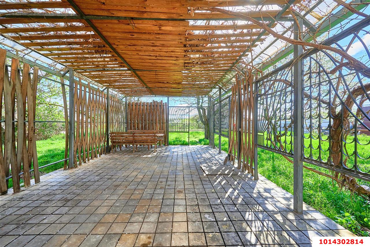 Фото №4: Дом 196 м² + 10 сот. - Старокорсунская, Карасунский внутригородской округ, ул. Мира, 4