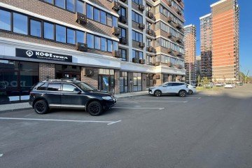 Фото №3: Торговое помещение 32 м² - Краснодар, мкр. Парк Победы, ул. Героя Пешкова, 14