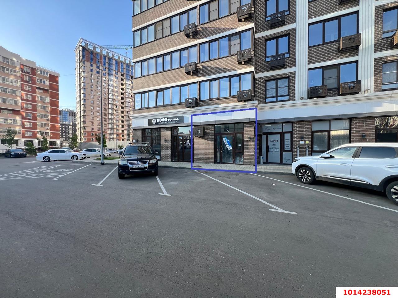 Фото №1: Торговое помещение 32 м² - Краснодар, Парк Победы, ул. Героя Пешкова, 14