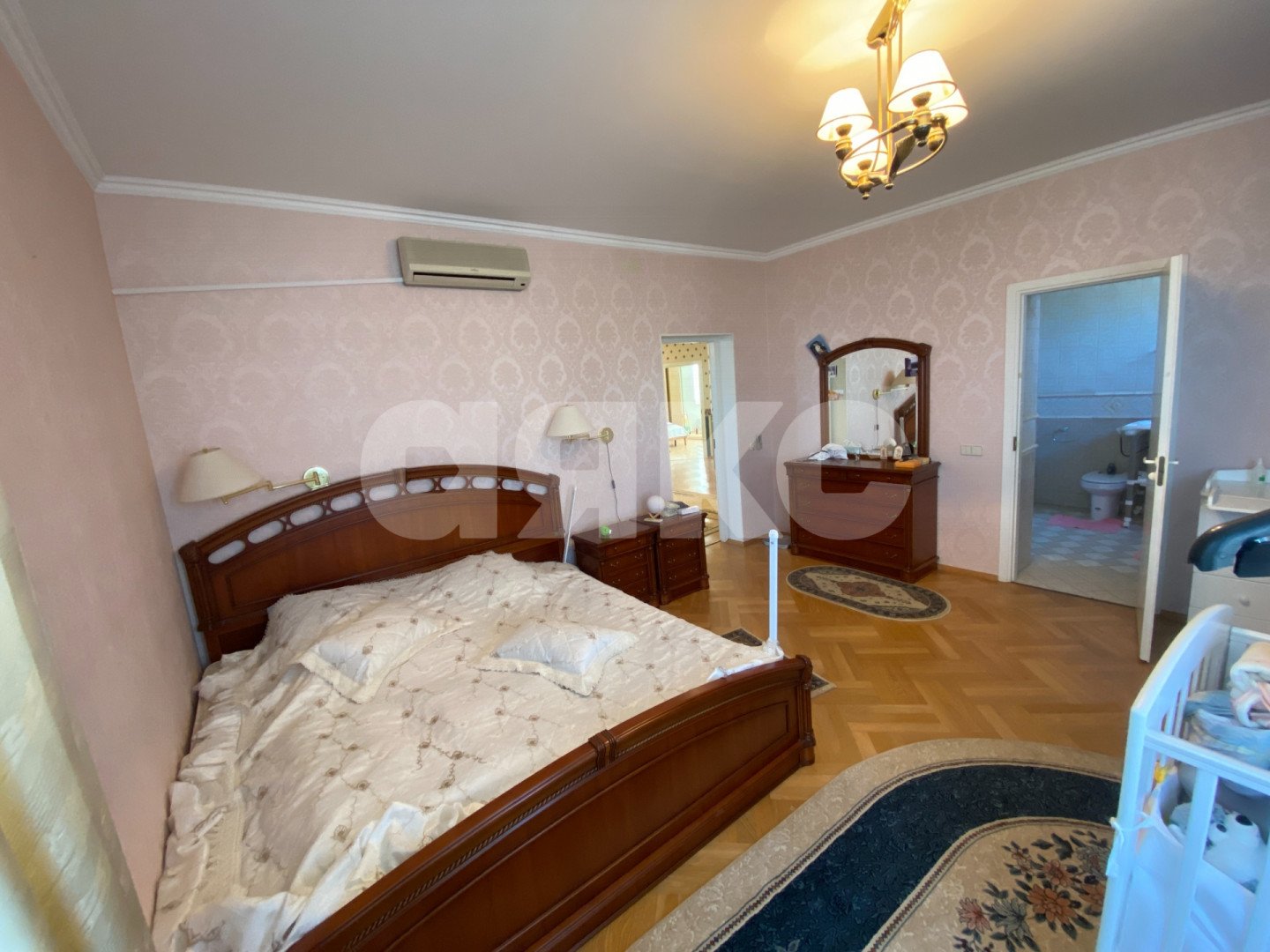 Фото №4: Дом 400 м² + 6 сот. - Горячий Ключ, Городская Больница, ул. Воронихина