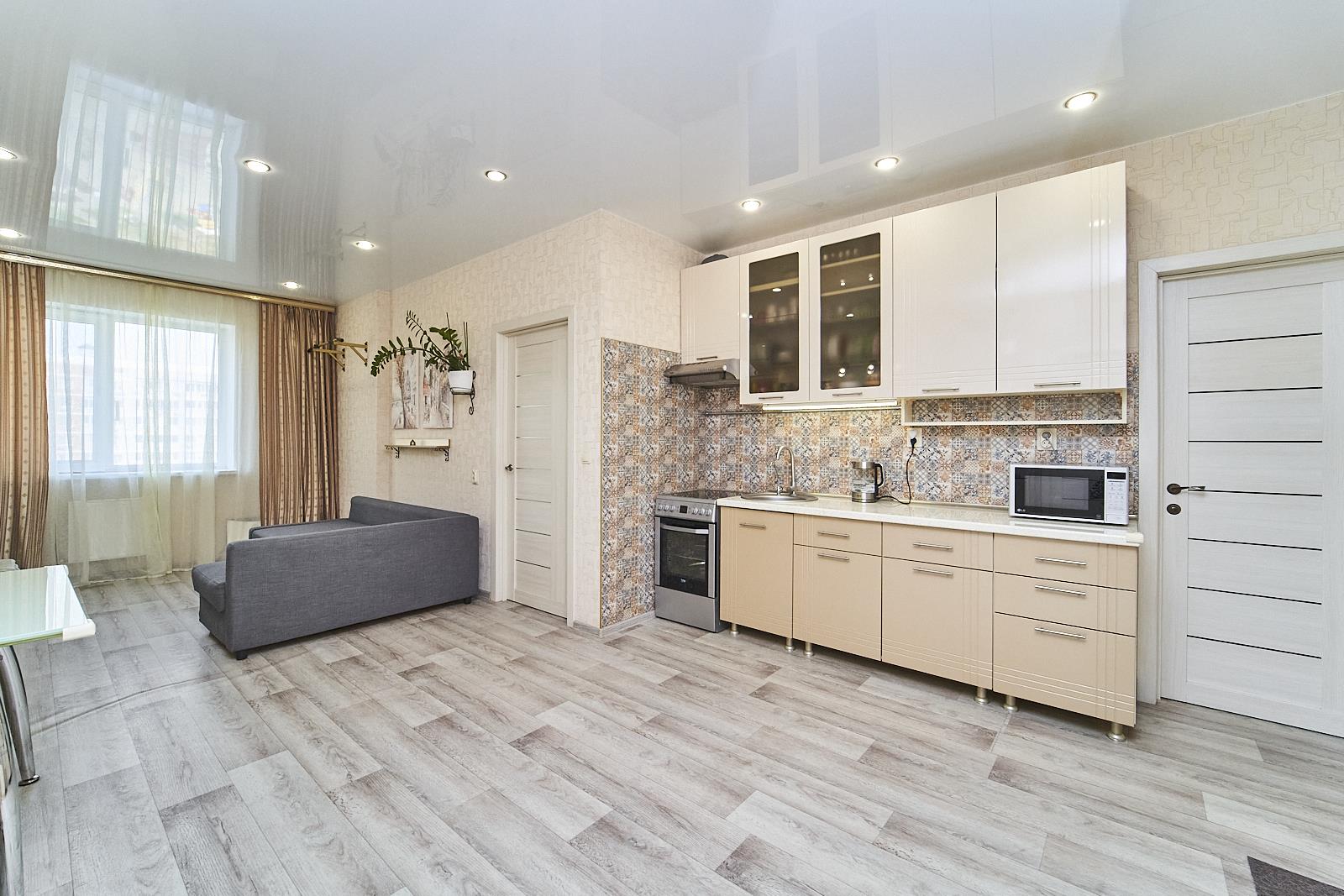 Фото №1: 2-комнатная квартира 66 м² - Краснодар, Прикубанский внутригородской округ, Россинского, мкр. жилой комплекс Инсити, ул. Командорская, 5/2