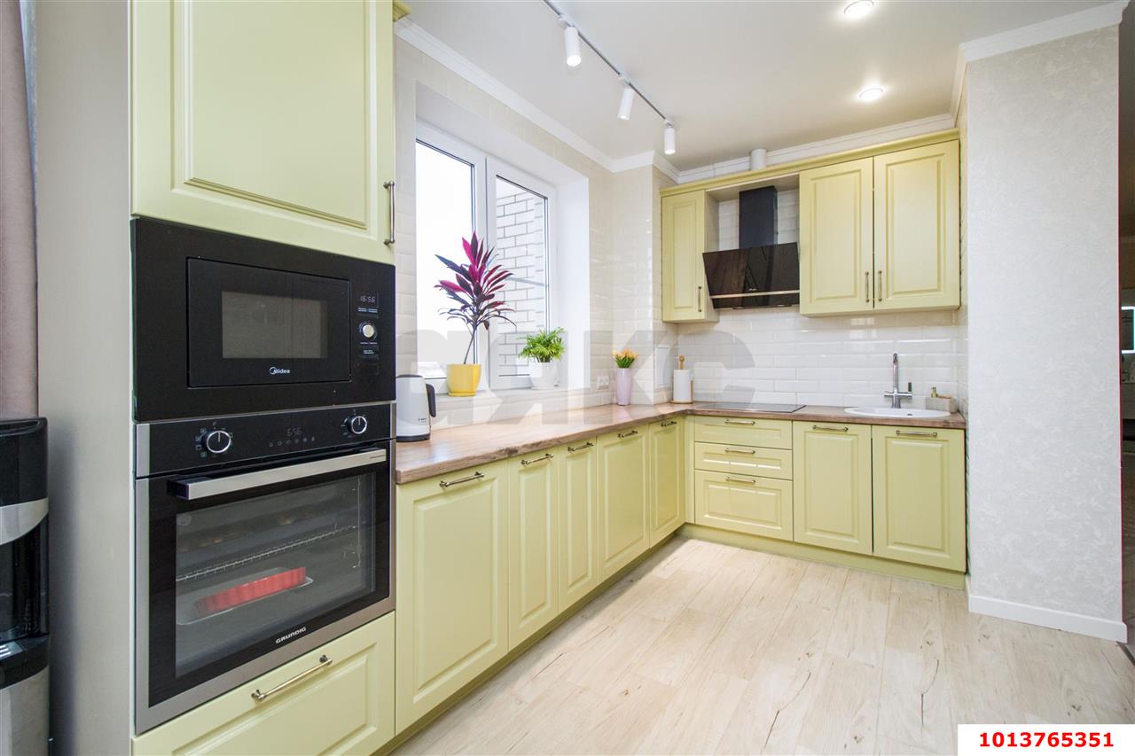 Фото №1: 3-комнатная квартира 84 м² - Краснодар, Прикубанский внутригородской округ, Россинского, мкр. жилой комплекс Титаны, б-р Адмирала Пустошкина, 11/2