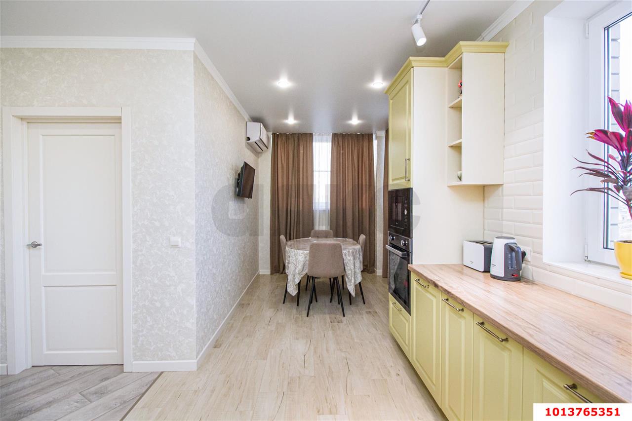 Фото №3: 3-комнатная квартира 84 м² - Краснодар, Прикубанский внутригородской округ, Россинского, мкр. жилой комплекс Титаны, б-р Адмирала Пустошкина, 11/2