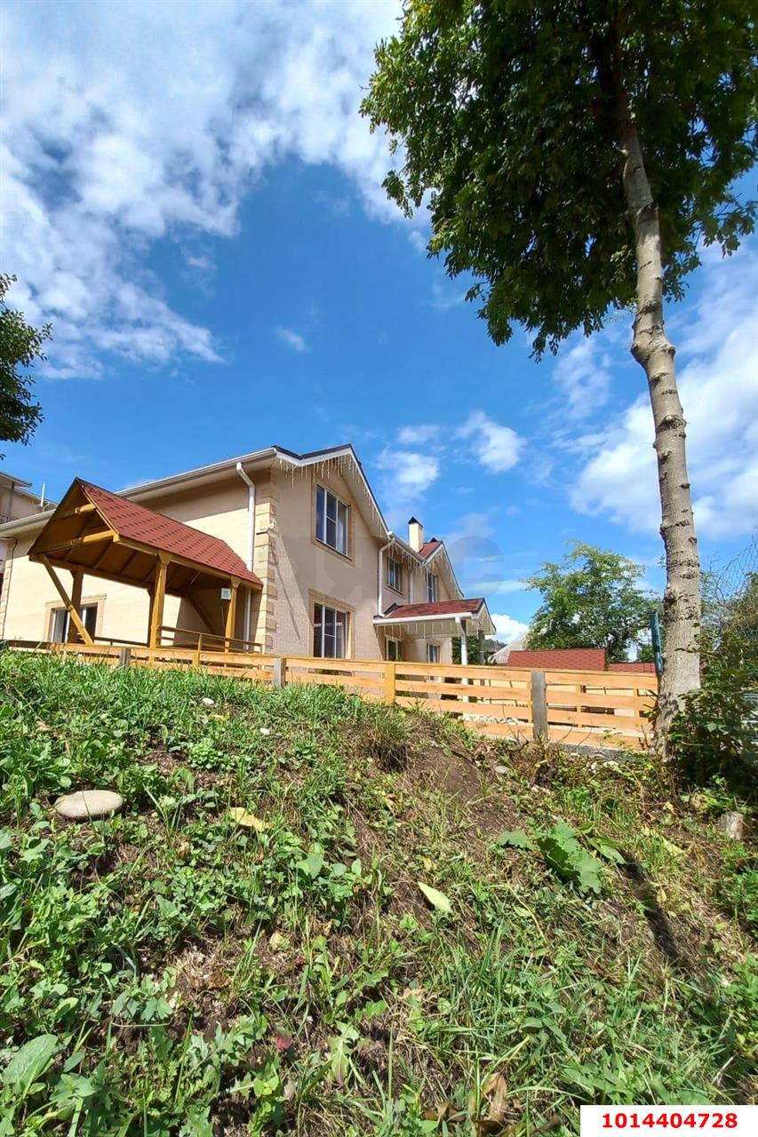 Фото №2: Дом 243 м² + 4.79 сот. - Каменномостский, пер. Обрывной, 9