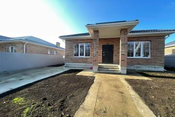 Фото №1: Дом 100 м² - Динская, мкр. Северный, ул. Славянская, 2