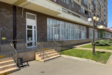Фото №2: Торговое помещение 198 м² - Краснодар, мкр. жилой комплекс Притяжение, ул. Московская, 118к2