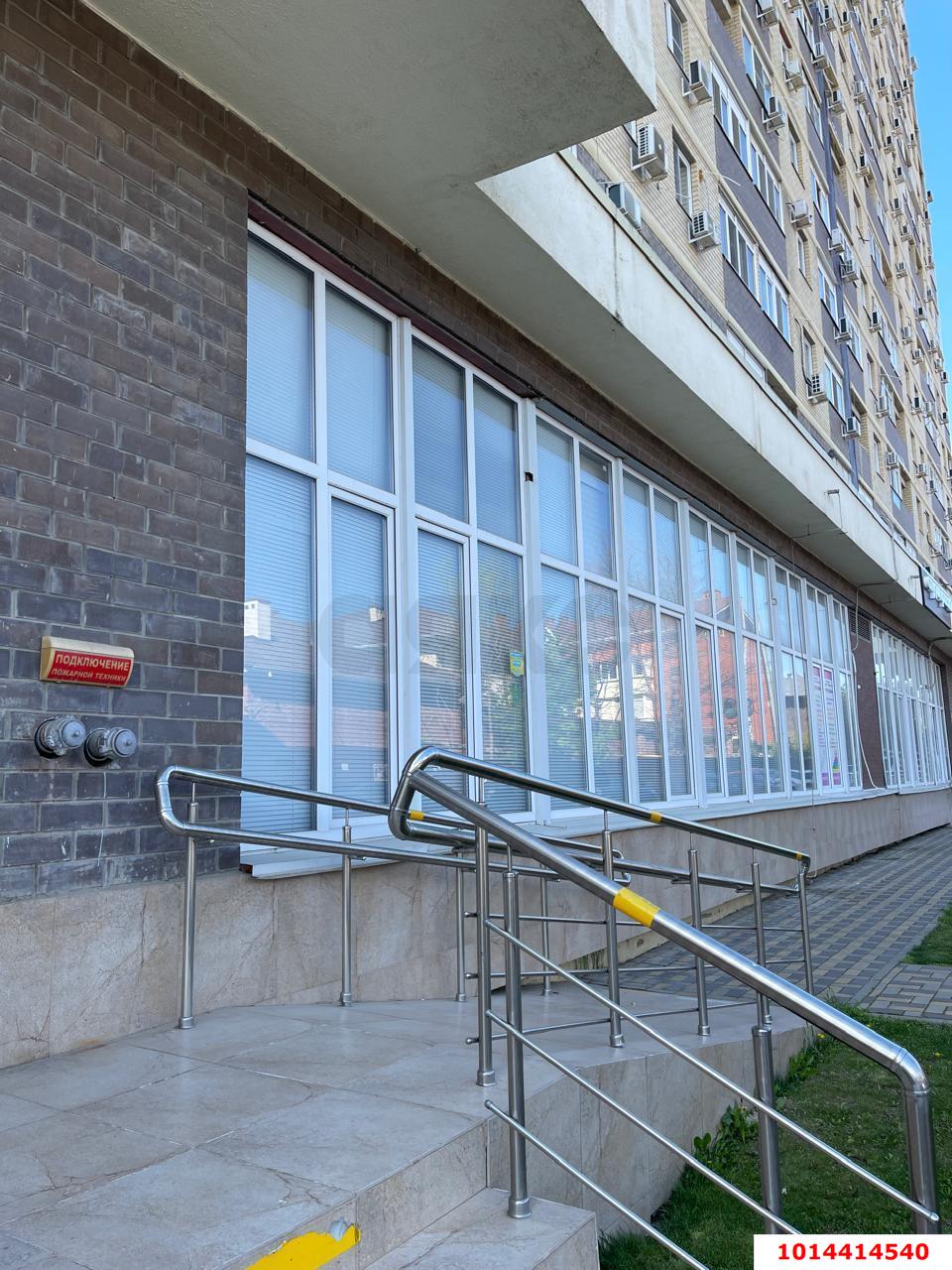 Фото №3: Торговое помещение 198 м² - Краснодар, жилой комплекс Притяжение, ул. Московская, 118к2