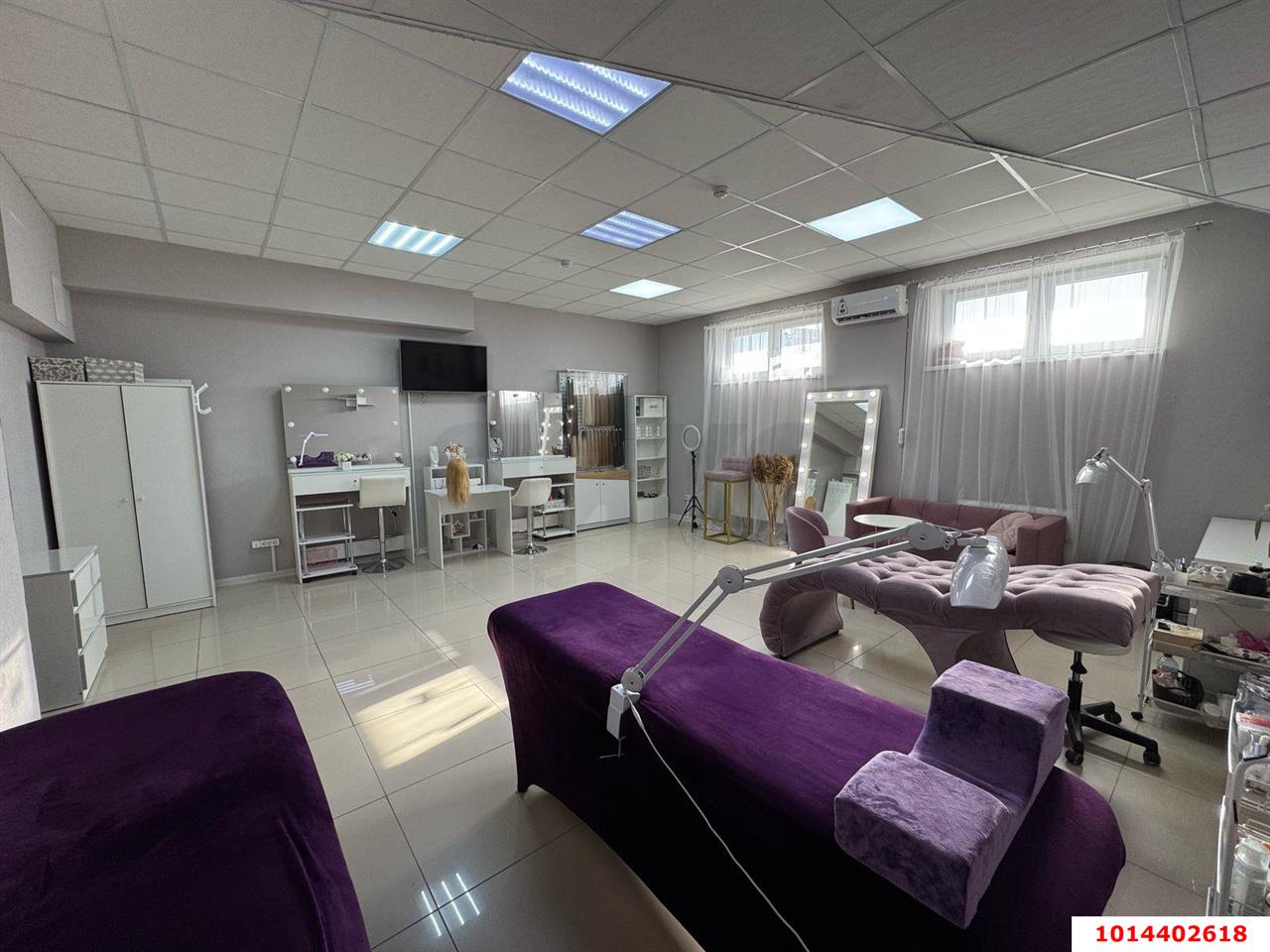 Фото №2: Торговое помещение 22 м² - Краснодар, Светлоград, ул. Красных Партизан, 1/3к1