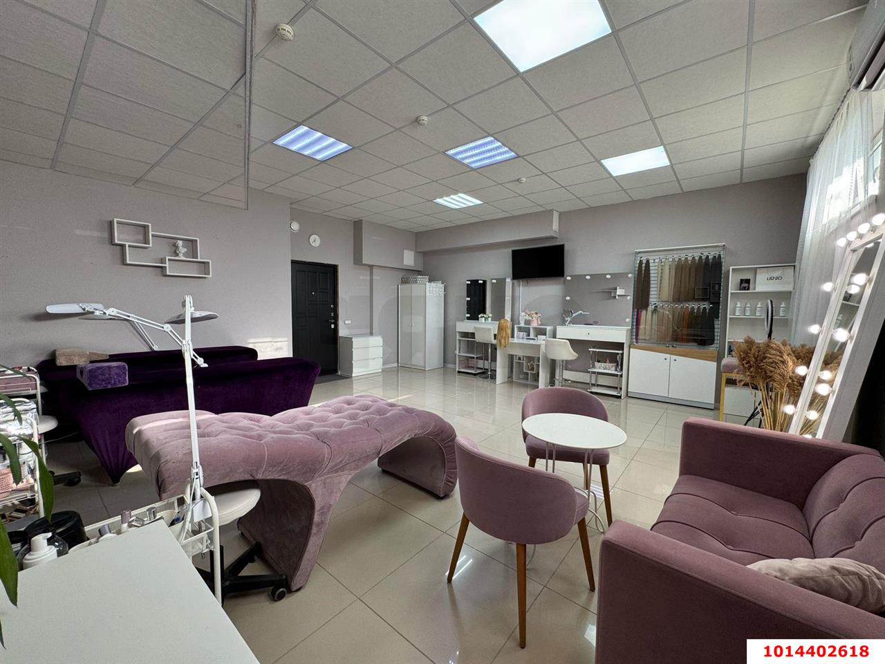 Фото №1: Торговое помещение 22 м² - Краснодар, Светлоград, ул. Красных Партизан, 1/3к1