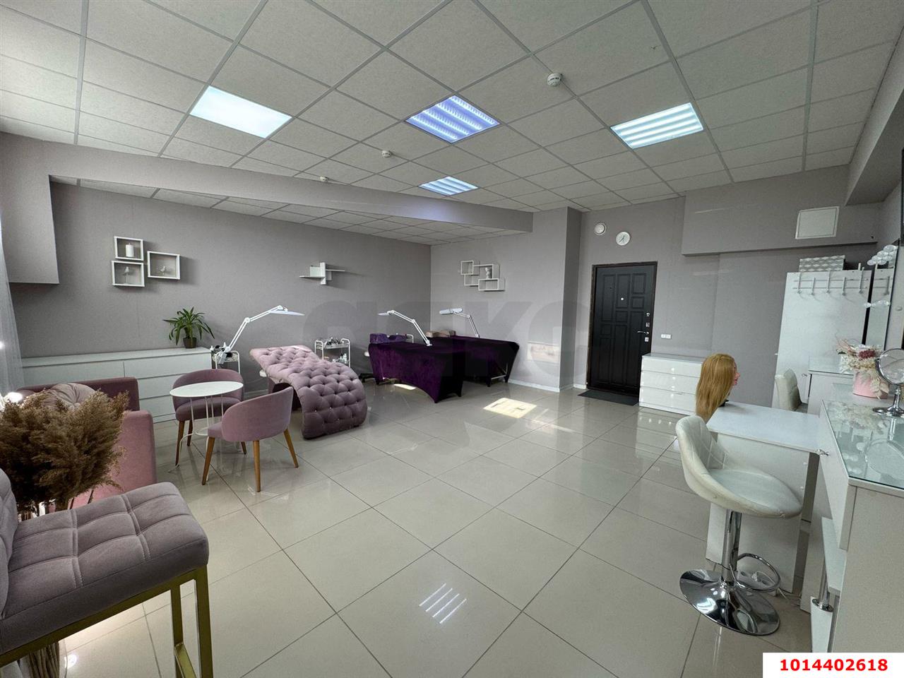 Фото №3: Торговое помещение 22 м² - Краснодар, Светлоград, ул. Красных Партизан, 1/3к1