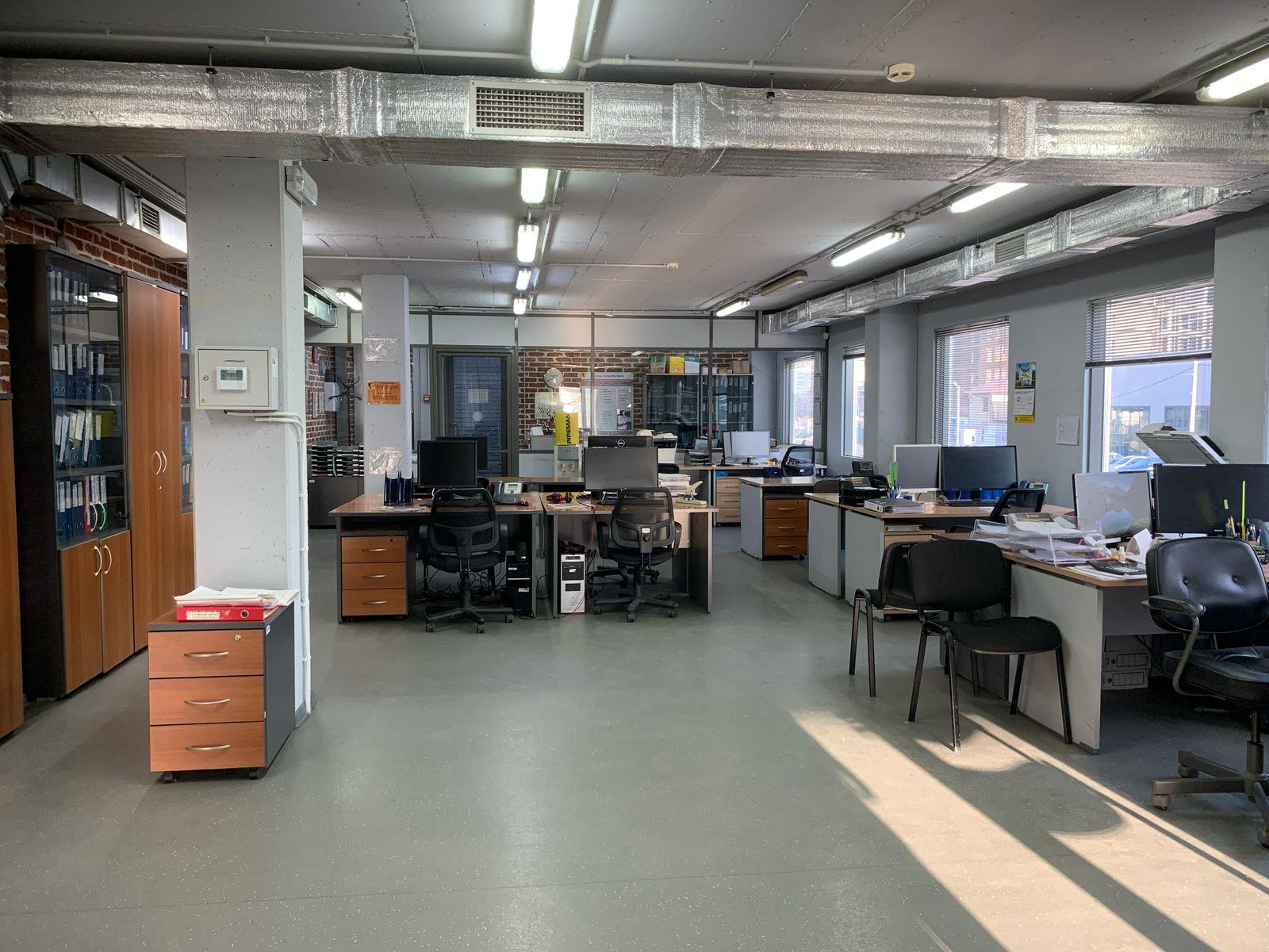 Фото №10: Коммерция 137 м² - Краснодар, Завод Радиоизмерительных Приборов, имени Петра Метальникова, мкр. Прикубанский внутригородской округ, ул. Автомобильная, 13