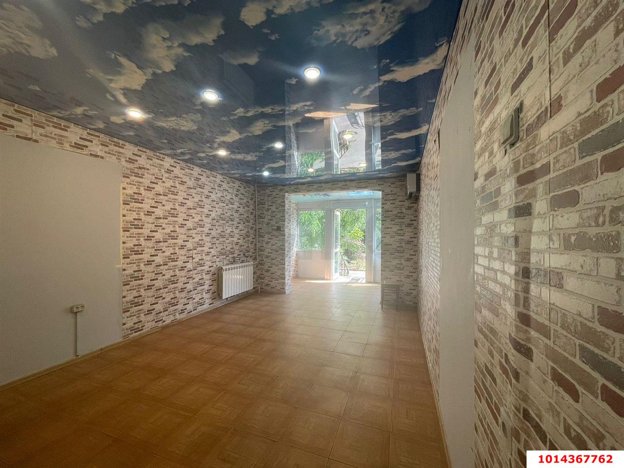 Фото №1: Торговое помещение 35 м² - Краснодар, Комсомольский, ул. Уральская, 200