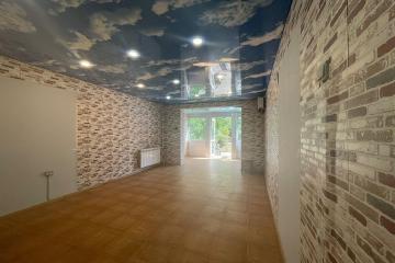 Фото №1: Коммерция 34 м² - Краснодар, мкр. Комсомольский, ул. Уральская, 200