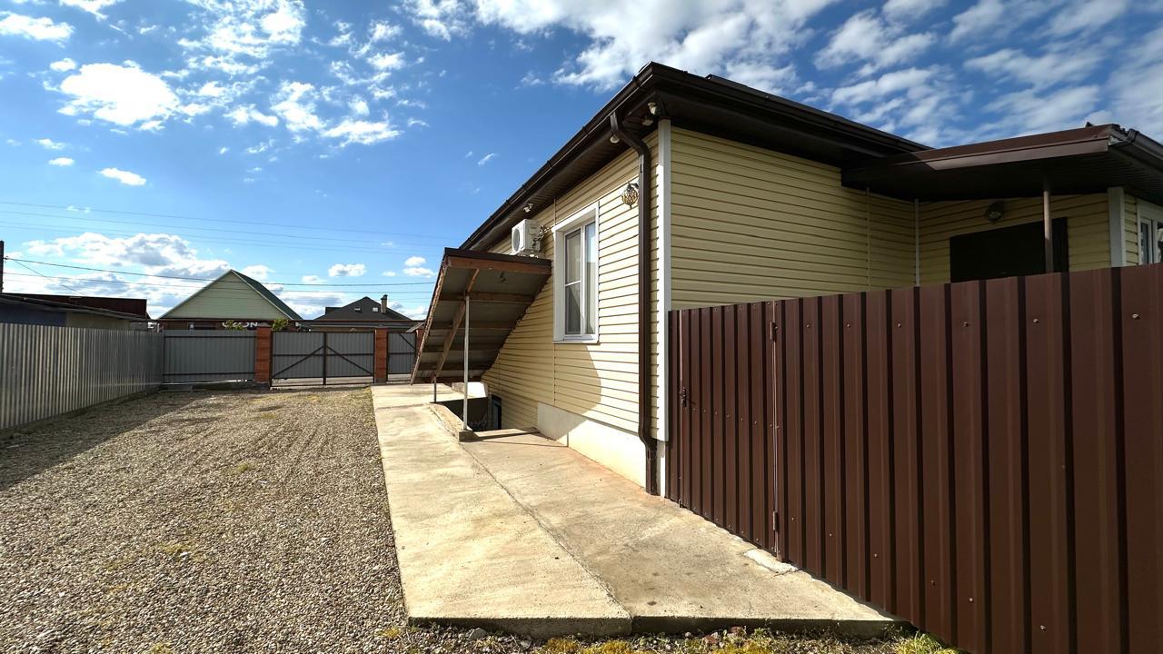 Фото №7: Дом 119 м² + 10.75 сот. - Старокорсунская, мкр. Карасунский внутригородской округ, ул. Чапаева, 137