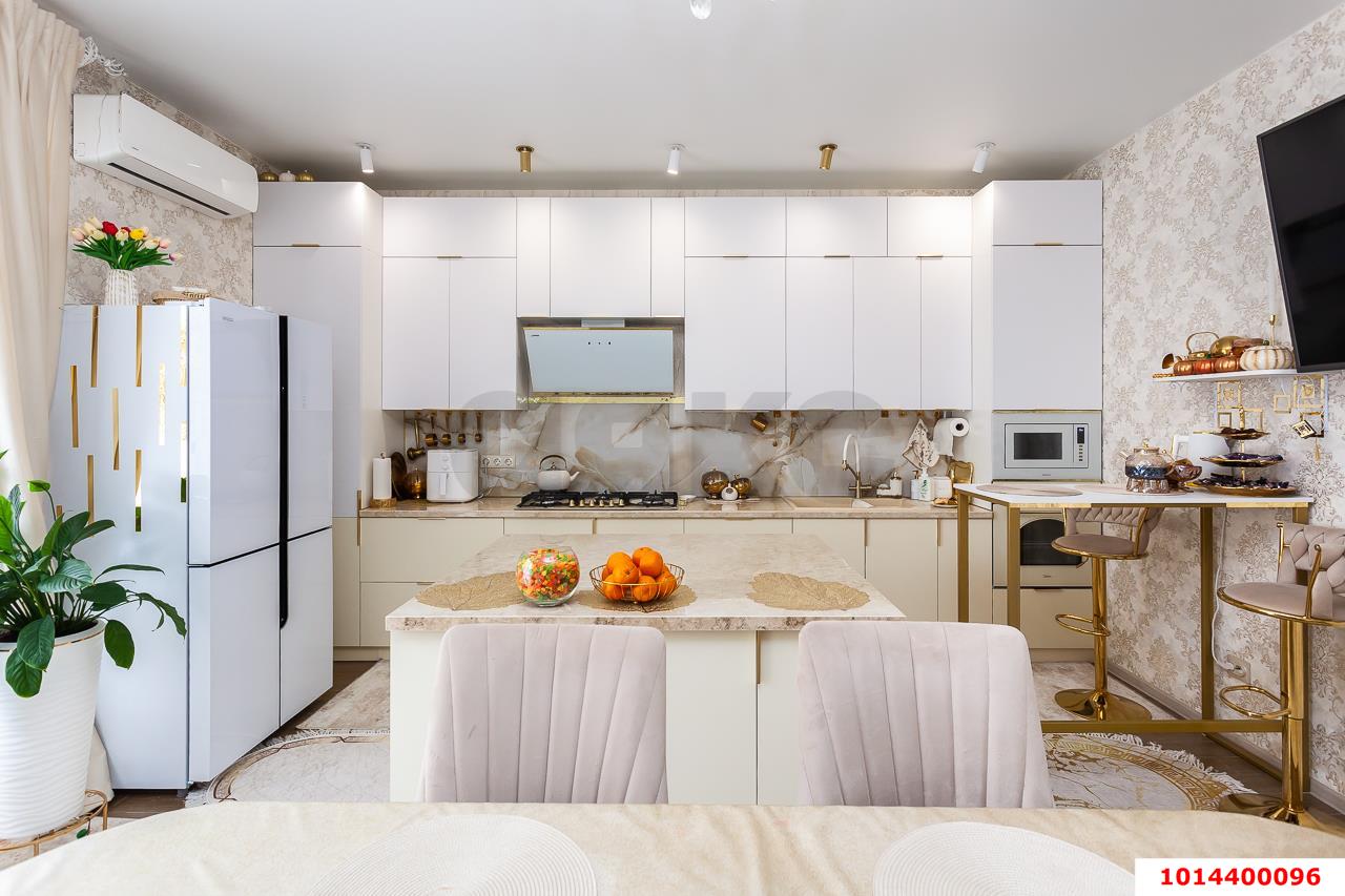 Фото №1: Дом 141 м² + 3 сот. - Старокорсунская, Карасунский внутригородской округ, мкр. ДНТ Прибрежный, ул. 3-я Викторианская, 14