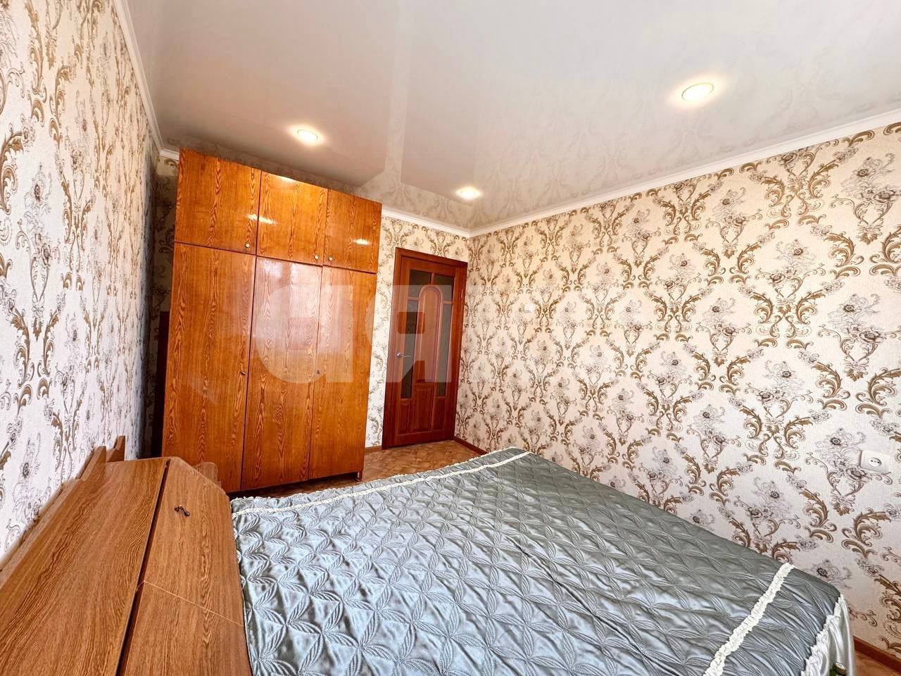 Фото №10: 4-комнатная квартира 74 м² - Нижнекамск, 17-й, ул. Бызова, 18