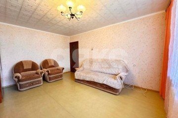 Фото №4: 4-комнатная квартира 74 м² - Нижнекамск, мкр. 17-й, ул. Бызова, 18