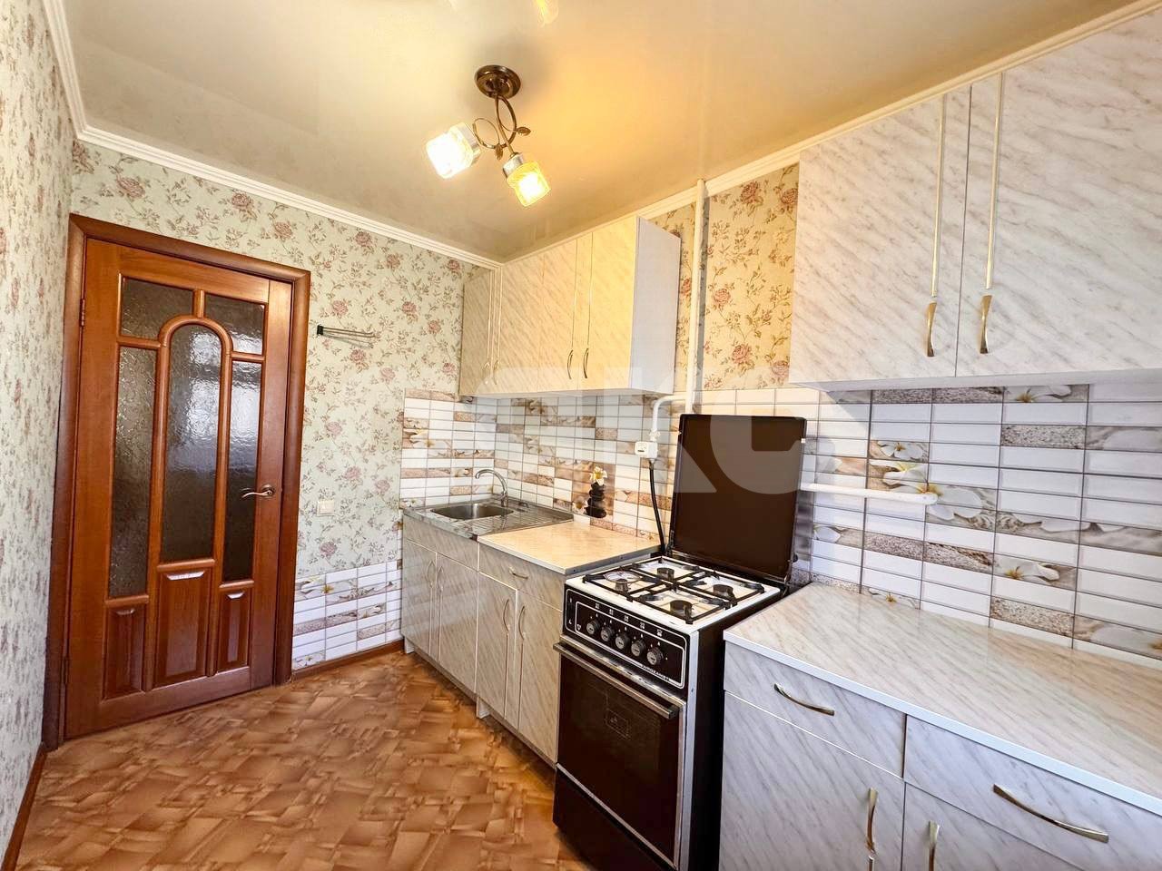 Фото №2: 4-комнатная квартира 74 м² - Нижнекамск, 17-й, ул. Бызова, 18