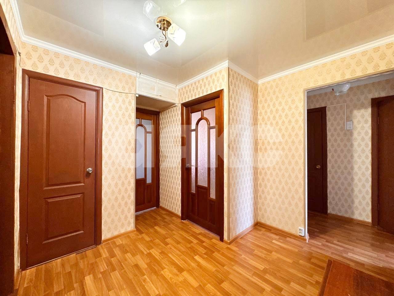 Фото №17: 4-комнатная квартира 74 м² - Нижнекамск, 17-й, ул. Бызова, 18