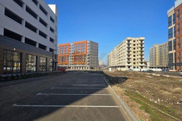 Фото №5: Торговое помещение 48 м² - Краснодар, мкр. жилой комплекс Друзья, 