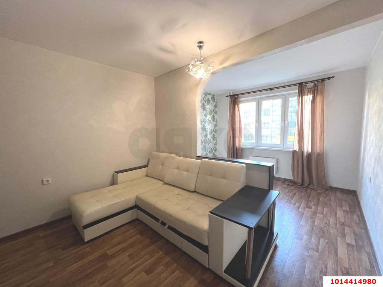 Фото №1: 1-комнатная квартира 40 м² - Краснодар, Восточно-Кругликовский, ул. им. Героя Яцкова И.В., 20
