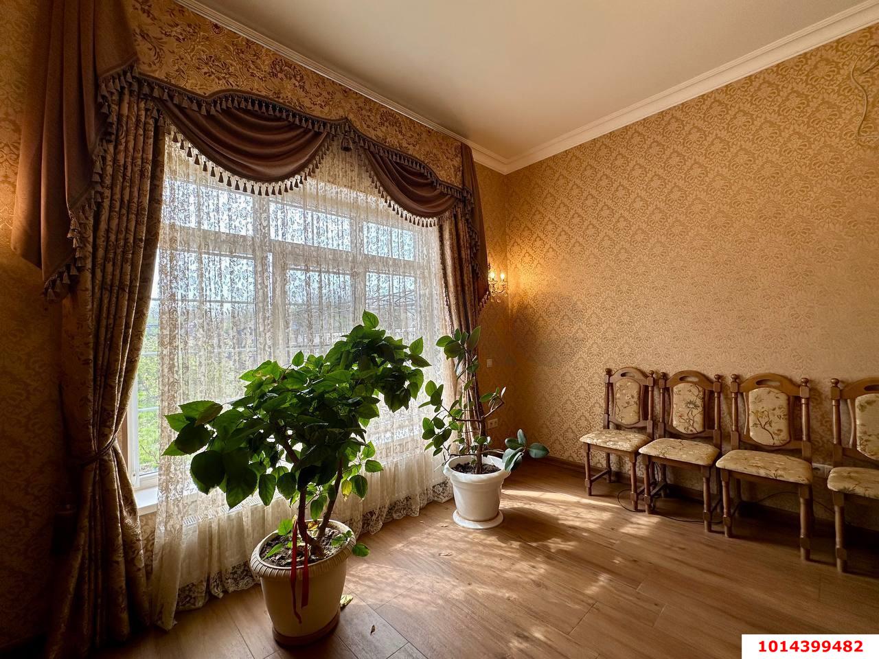 Фото №8: Дом 185 м² + 19 сот. - Пластуновская, ул. Верхненабережная, 42