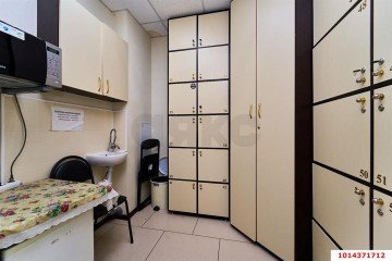 Фото №2: Торговое помещение 167 м² - Краснодар, мкр. Центральный, ул. Кубанская Набережная, 37