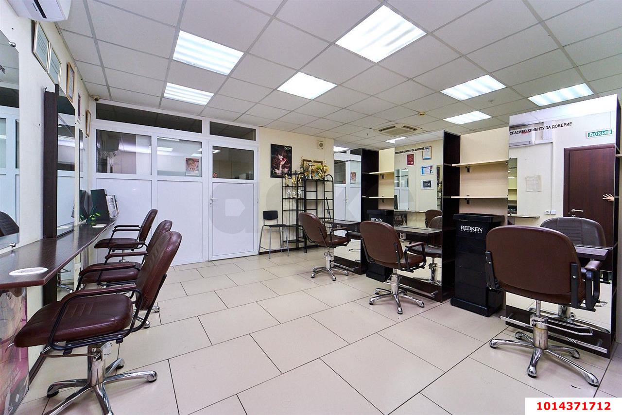 Фото №13: Торговое помещение 167 м² - Краснодар, Центральный, ул. Кубанская набережная, 37