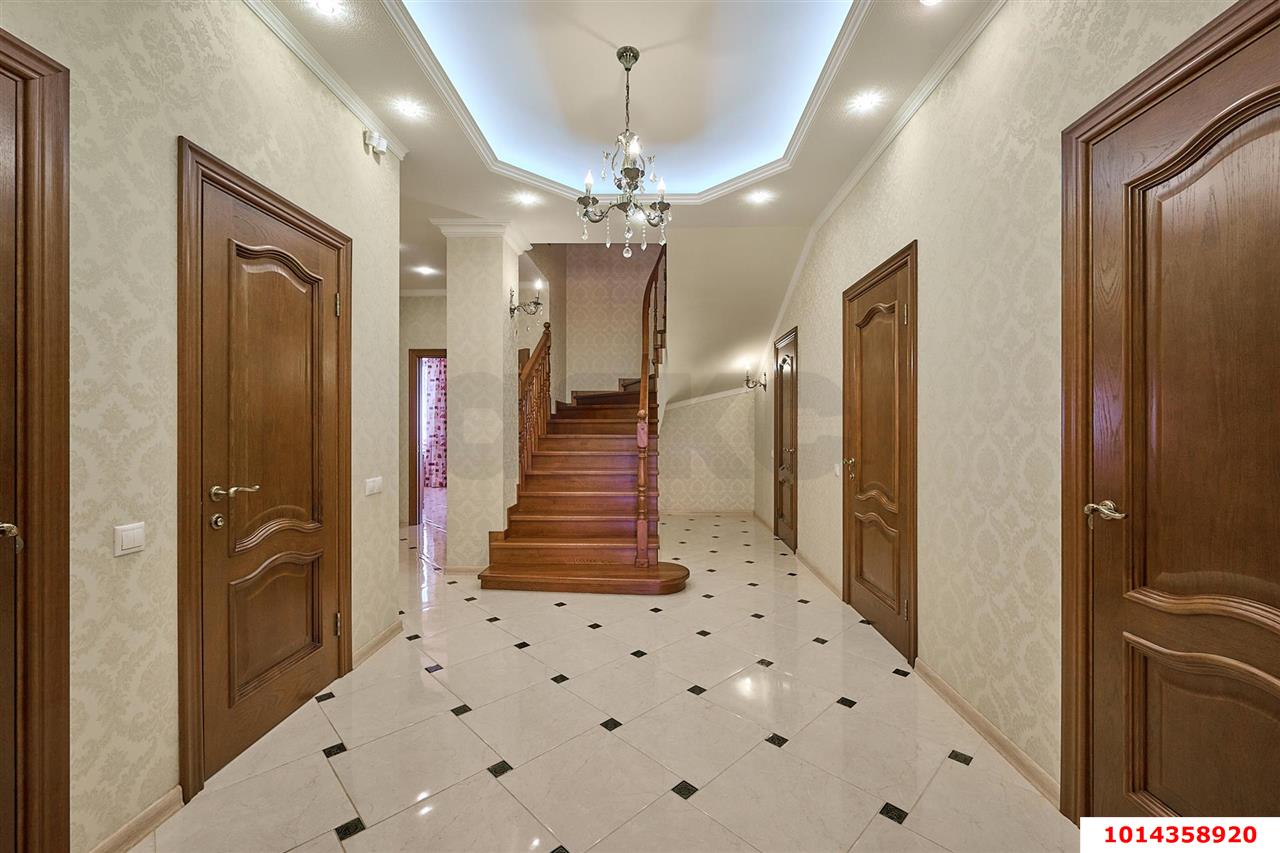 Фото №4: Дом 266 м² + 6.38 сот. - Краснодар, Прикубанский внутригородской округ, мкр. 2-я Площадка, пр-д 2-й  Ивана Сусанина, 3