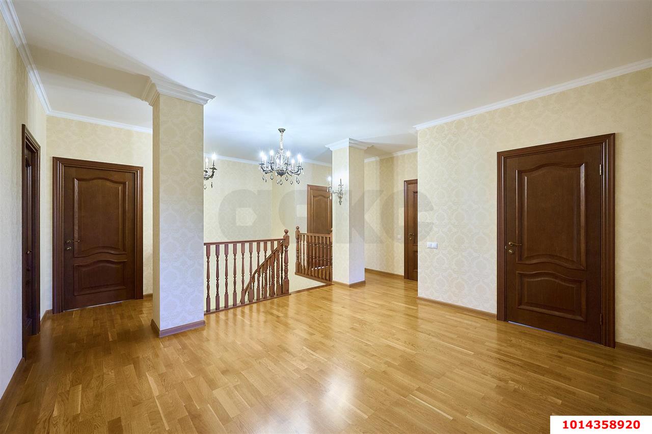 Фото №7: Дом 266 м² + 6.38 сот. - Краснодар, 2-я Площадка, пр-д 2-й  Ивана Сусанина, 3