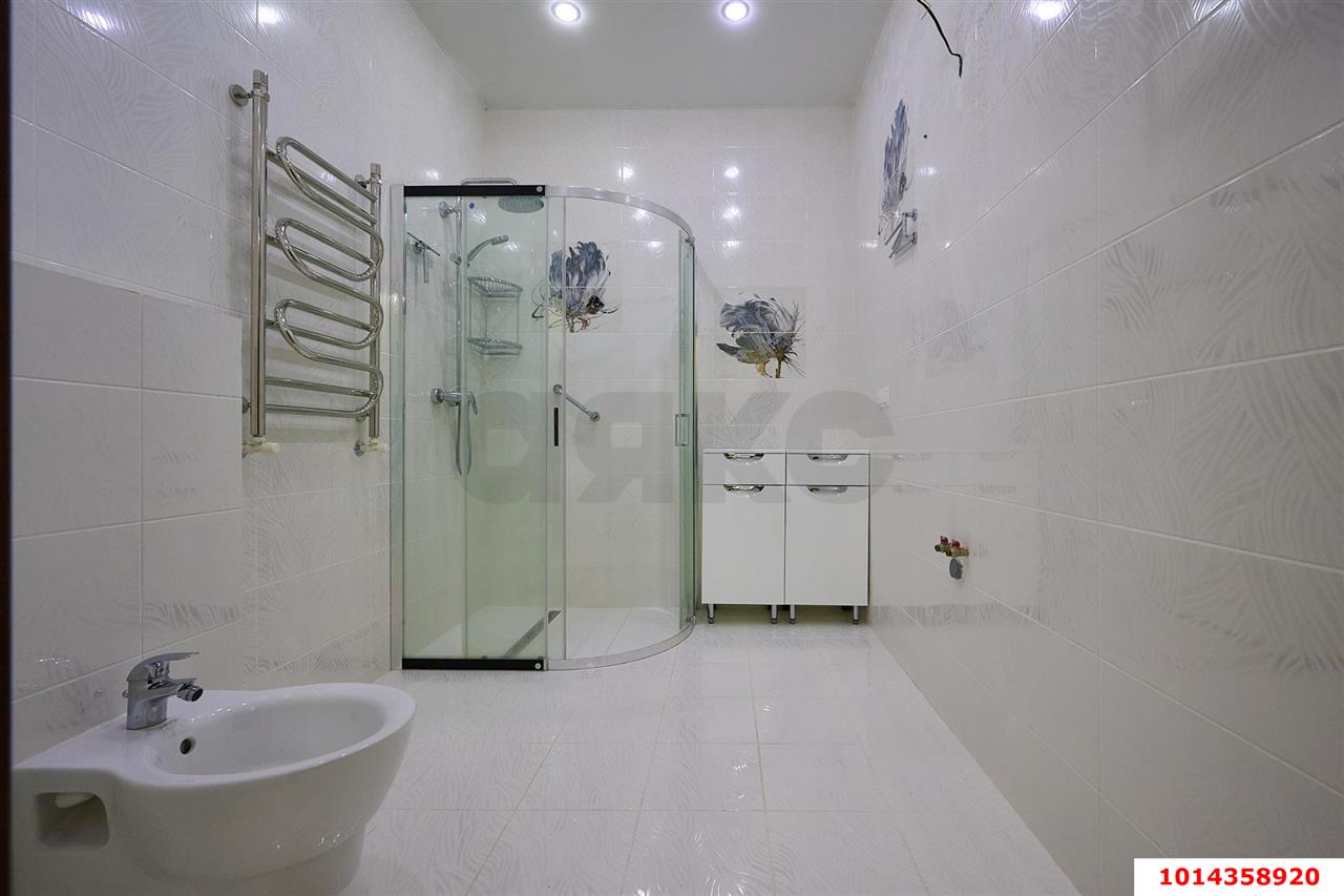 Фото №10: Дом 266 м² + 6.38 сот. - Краснодар, 2-я Площадка, пр-д 2-й  Ивана Сусанина, 3