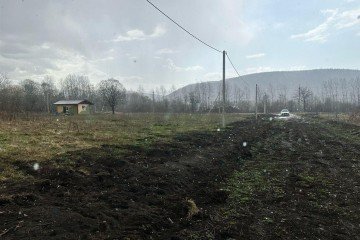 Фото №3: Земельный участок под ИЖС 6.6 сот. - Усть-Сахрай, ул. Мира, 12