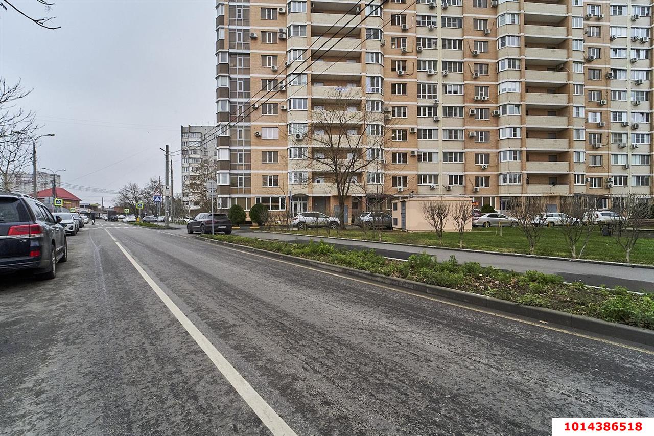 Фото №11: Офисное помещение 27 м² - Краснодар, Юбилейный, ул. Думенко, 21