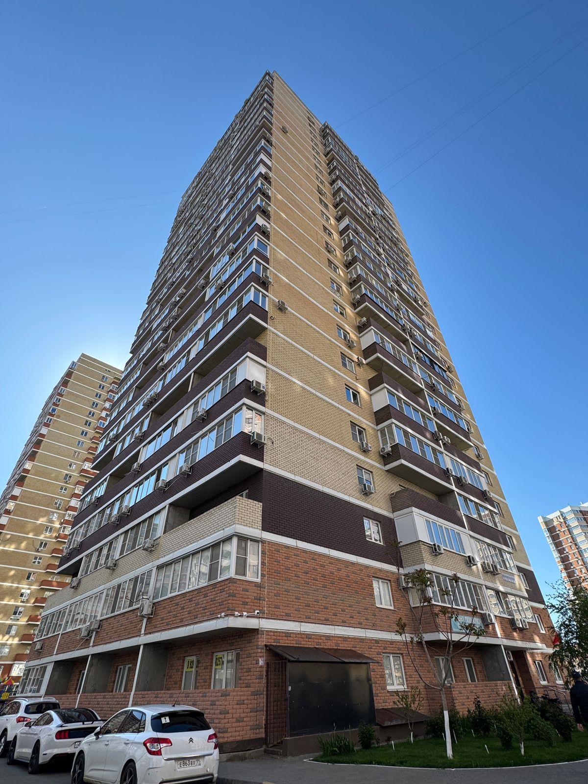 Фото №1: 1-комнатная квартира 56 м² - Краснодар, Карасунский внутригородской округ, жилой комплекс Квартет, мкр. Гидростроителей, ул. имени Снесарева, 10