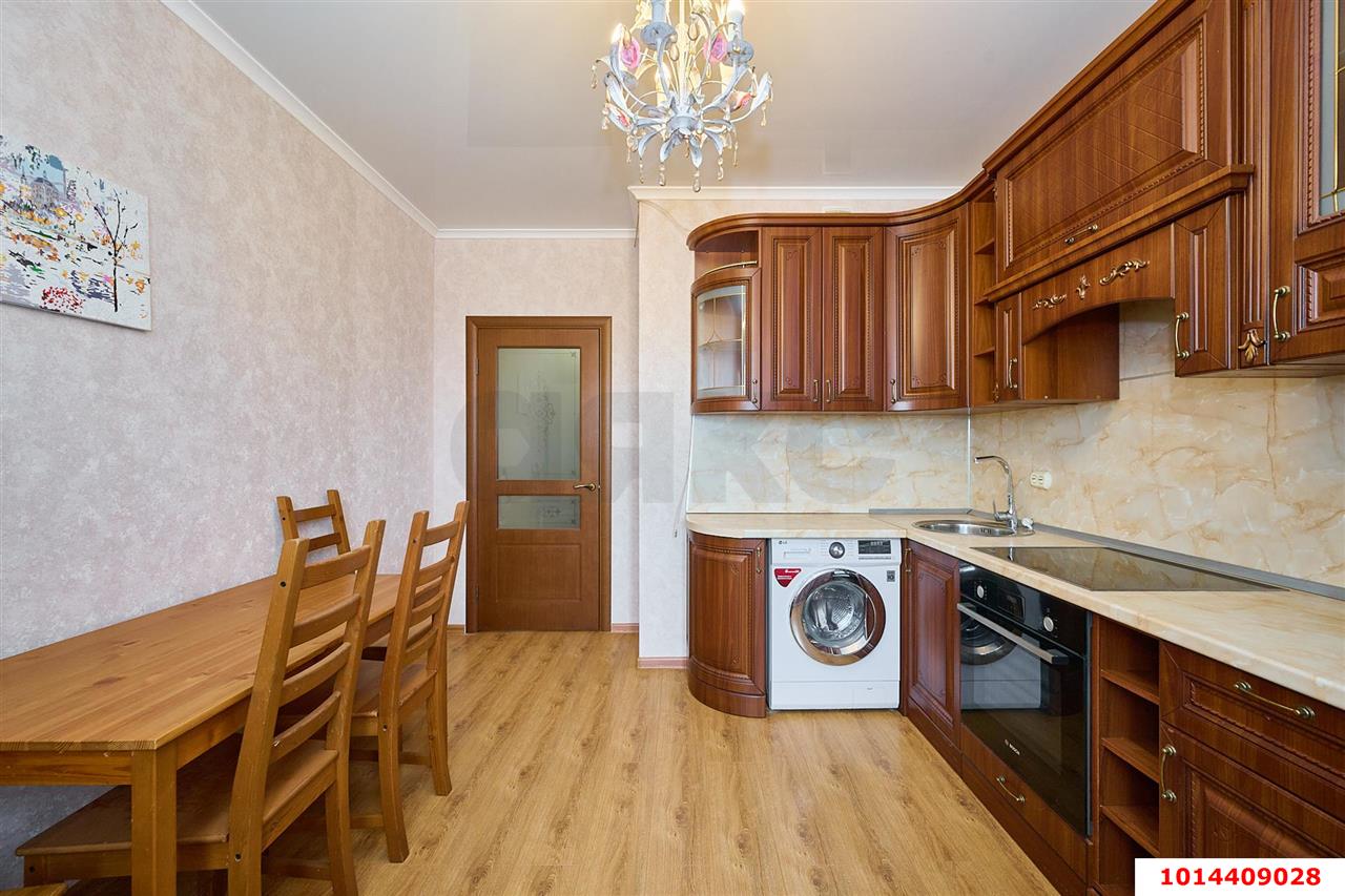 Фото №2: 2-комнатная квартира 66 м² - Краснодар, имени Петра Метальникова, ул. Петра Метальникова, 13