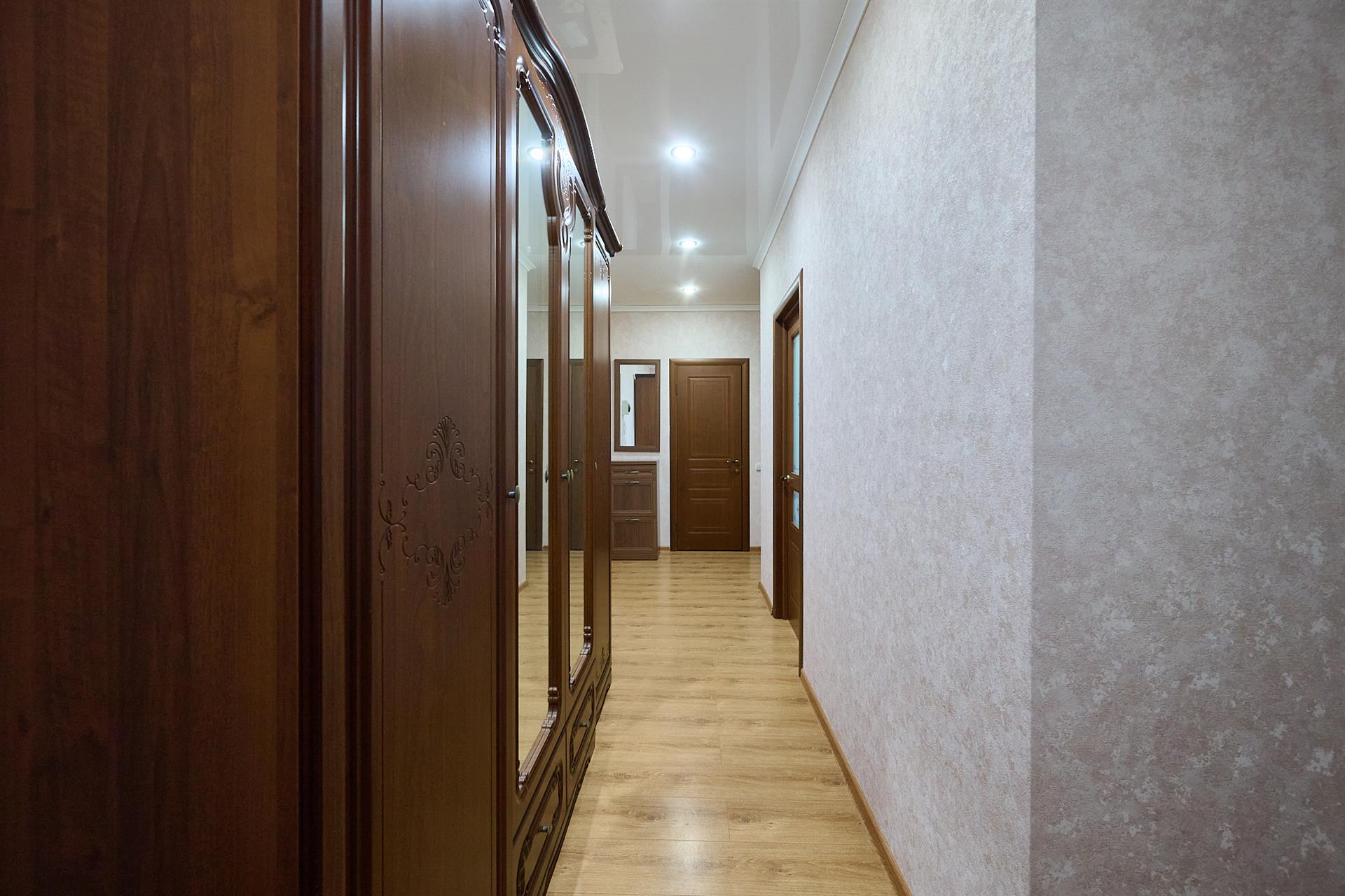 Фото №13: 2-комнатная квартира 66 м² - Краснодар, Прикубанский внутригородской округ, Завод Радиоизмерительных Приборов, мкр. имени Петра Метальникова, ул. Петра Метальникова, 13