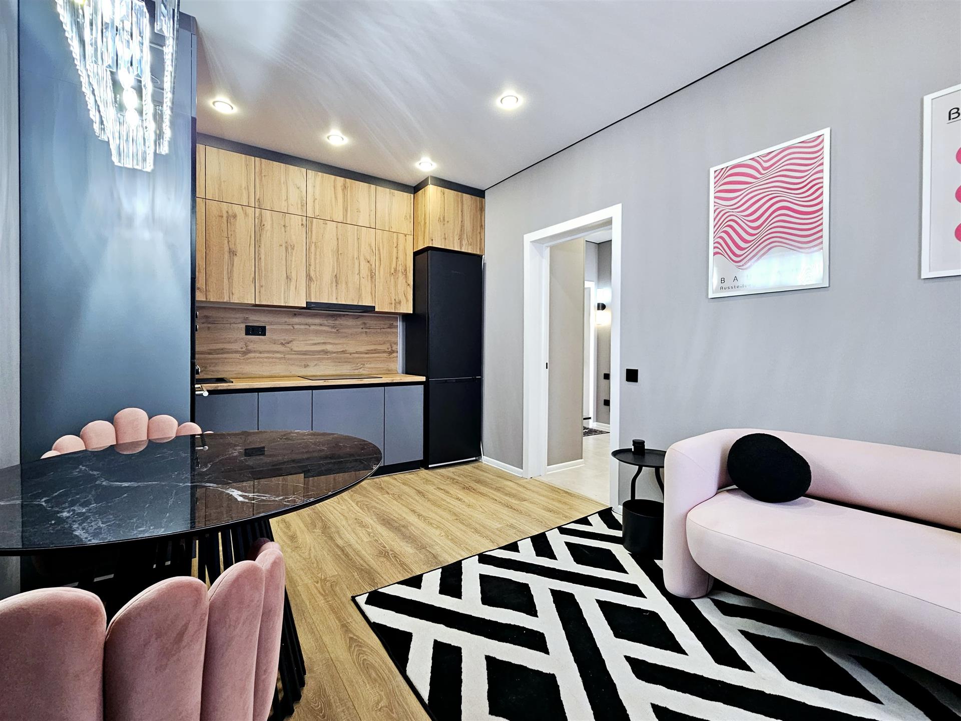 Фото №1: 2-комнатная квартира 52 м² - Краснодар, Прикубанский внутригородской округ, мкр. жилой комплекс Ракурс, ул. имени Героя Ростовского, 8к4