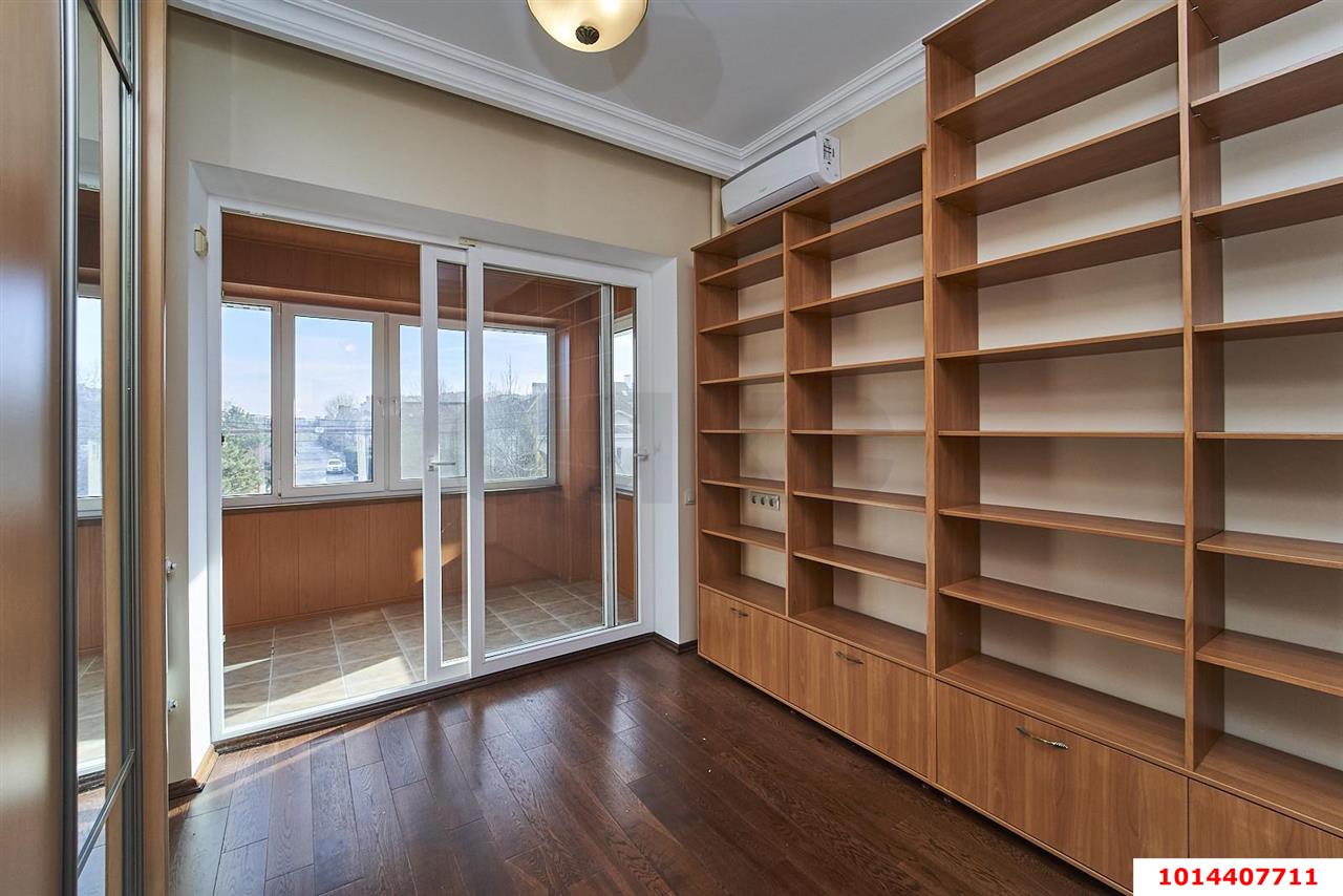 Фото №13: Дом 294 м² + 6 сот. - Краснодар, Фестивальный, ул. Титова, 65