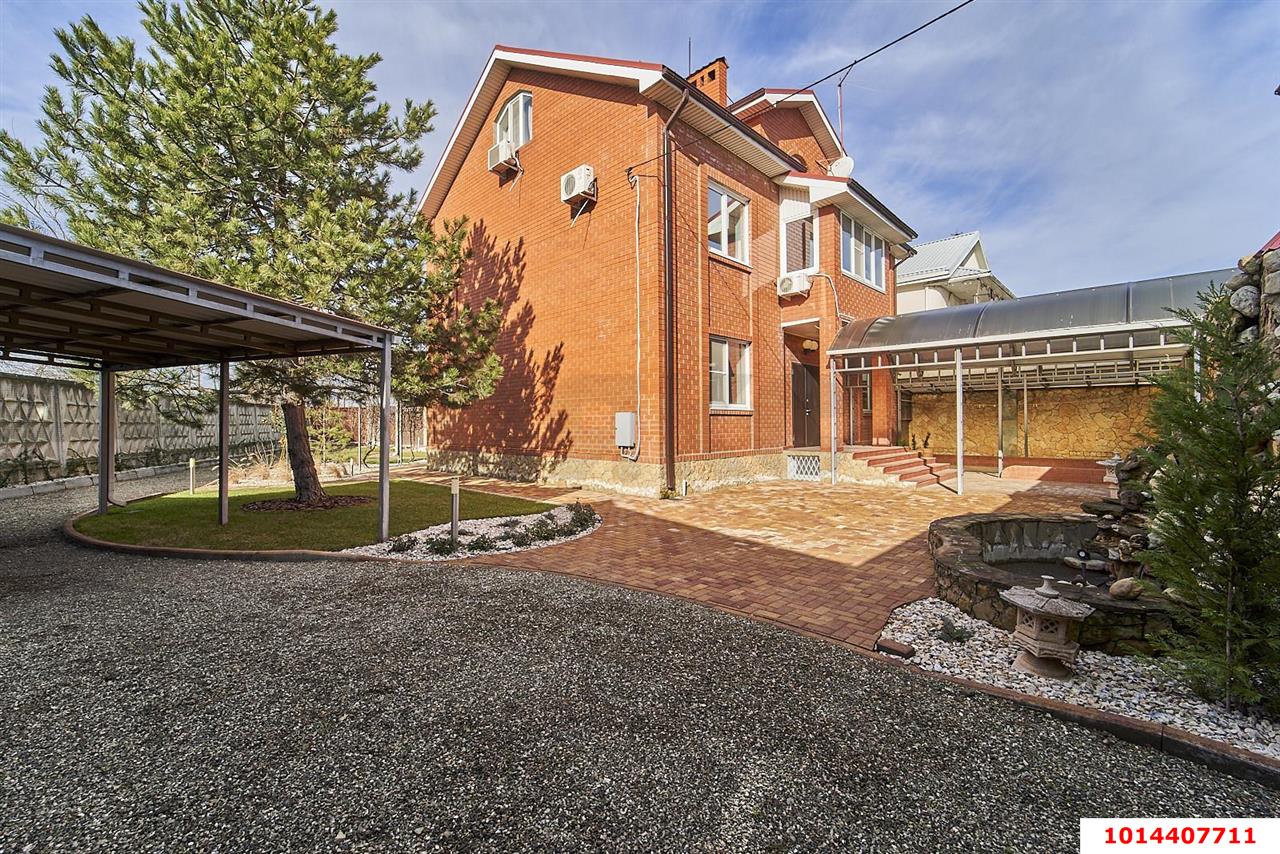 Фото №2: Дом 294 м² + 6 сот. - Краснодар, Фестивальный, ул. Титова, 65