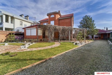 Фото №1: Дом 294 м² - Краснодар, мкр. Фестивальный, ул. Титова, 65